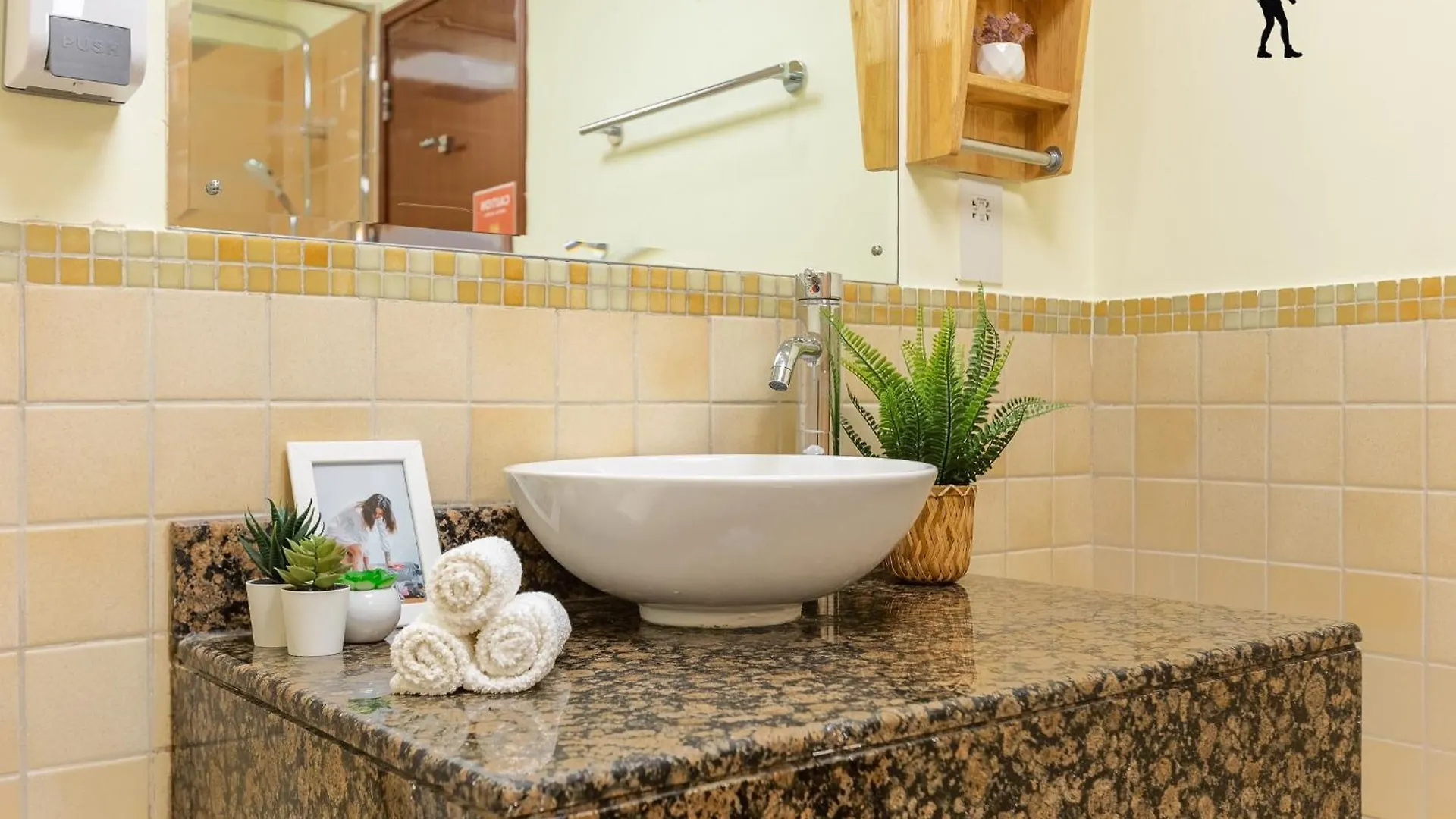 Homestar Deluxe Jbr Meditation & Wellness Hostel Dubai United Arab Emirates
